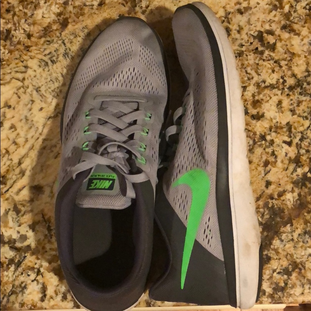 11.5 Nike Shoes